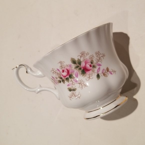 Vintage tea cup and SAUCE - Picture 7 of 12